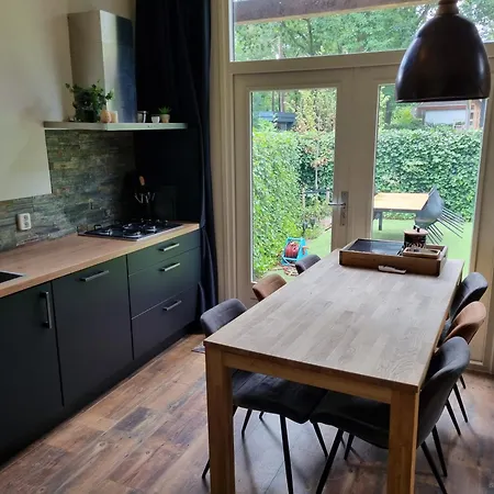 Veluws Genieten Met Whirlpool En Sauna Doornspijk