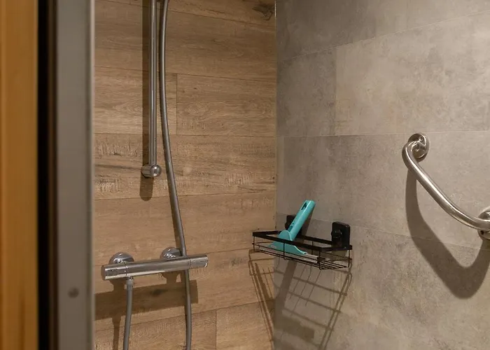 Chalet Veluws Genieten Met Whirlpool En Sauna